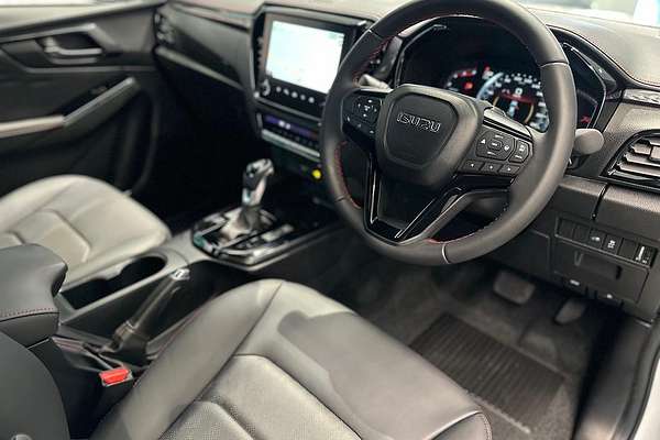 2025 Isuzu D-MAX X-TERRAIN 4X4