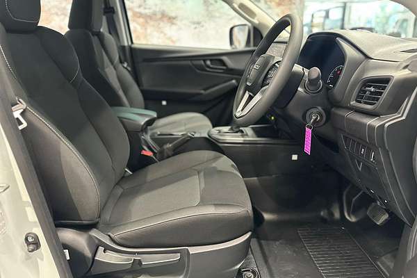 2025 Isuzu D-MAX SX 4X4