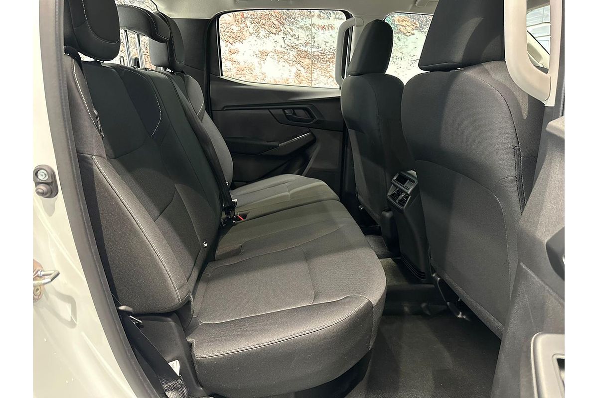 2025 Isuzu D-MAX SX 4X4