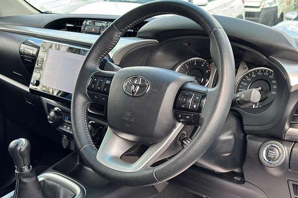 2022 Toyota Hilux SR5 GUN126R 4X4