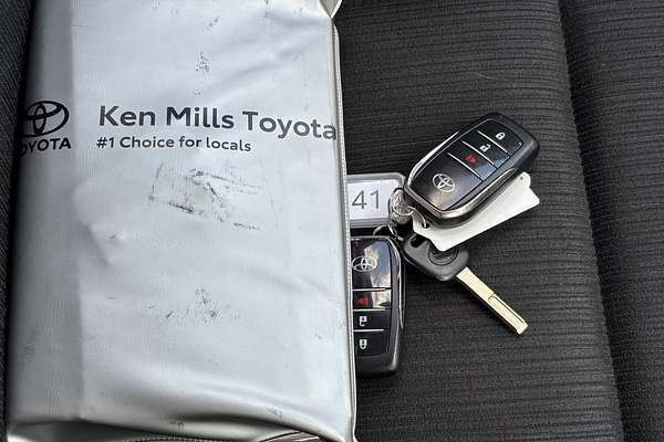 2022 Toyota Hilux SR5 GUN126R 4X4