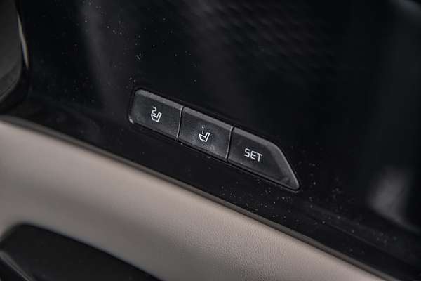 2021 Kia Carnival Platinum KA4