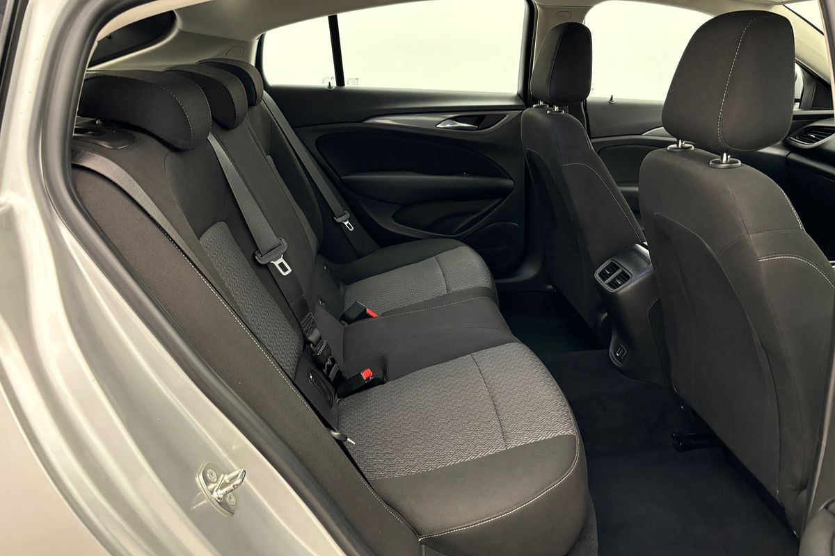 2018 Holden Commodore LT ZB