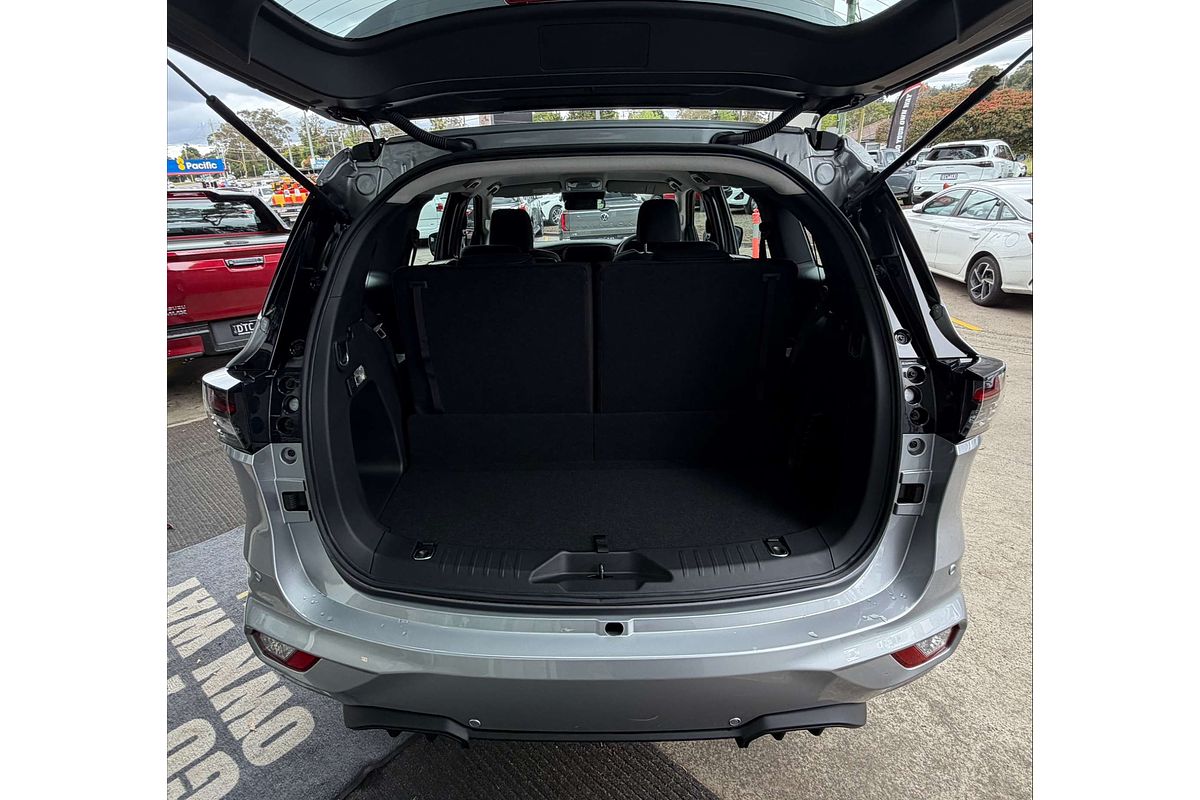 2025 Isuzu MU-X LS-M