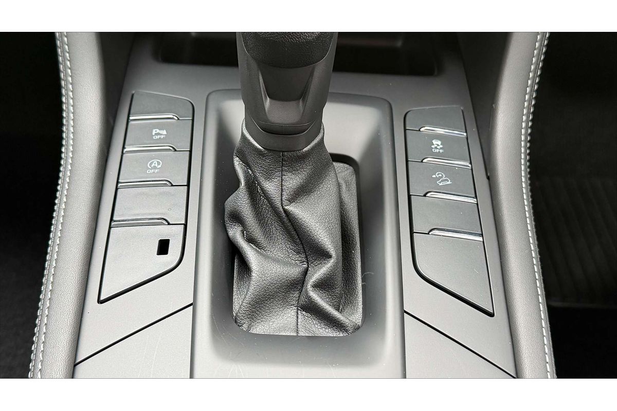 2025 Isuzu MU-X LS-M