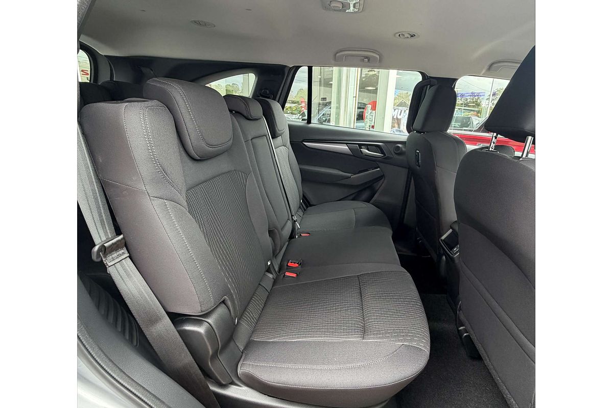 2025 Isuzu MU-X LS-M