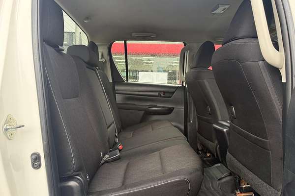 2018 Toyota Hilux SR GUN126R 4X4