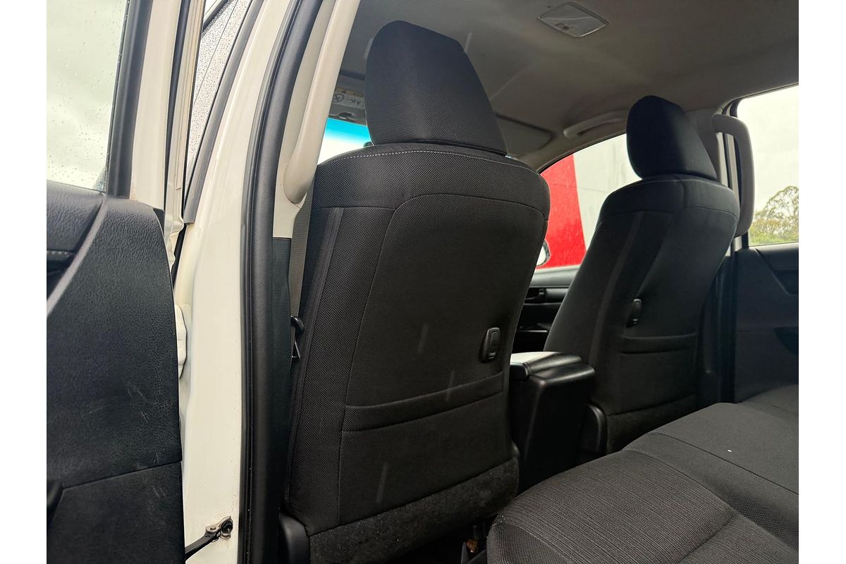 2018 Toyota Hilux SR GUN126R 4X4