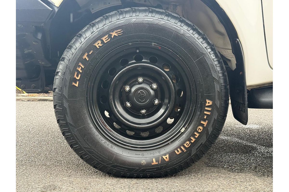 2018 Toyota Hilux SR GUN126R 4X4