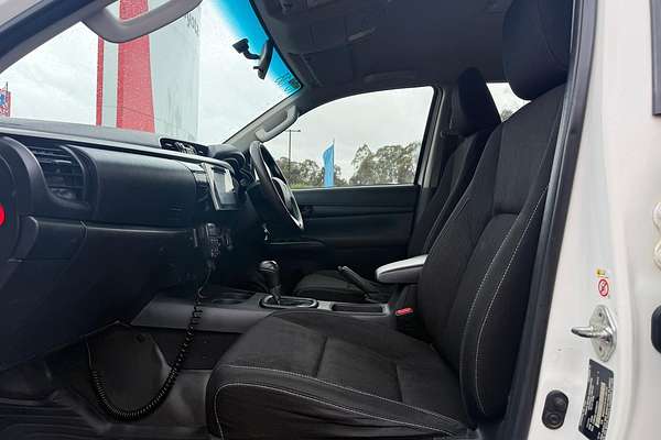 2018 Toyota Hilux SR GUN126R 4X4