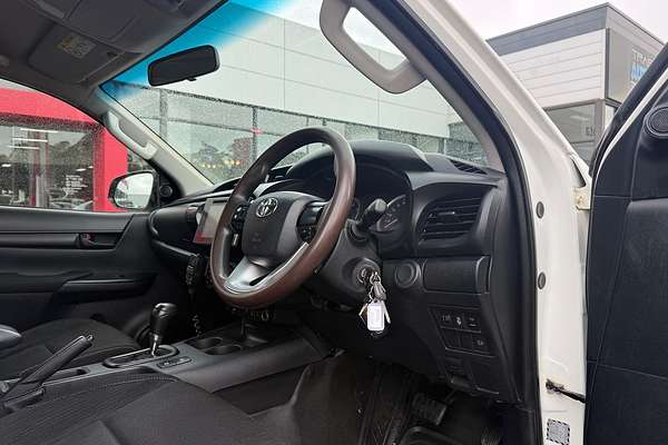 2018 Toyota Hilux SR GUN126R 4X4