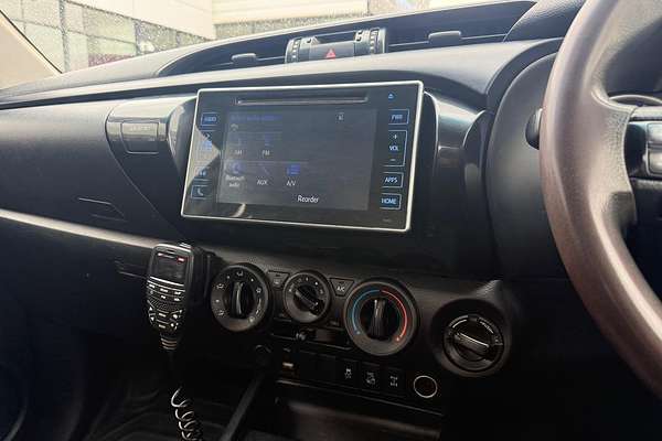 2018 Toyota Hilux SR GUN126R 4X4