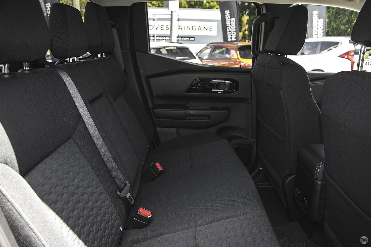 2025 Mitsubishi Triton GLS MV 4X4