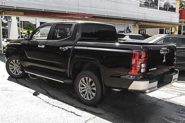 2025 Mitsubishi Triton GLS MV 4X4