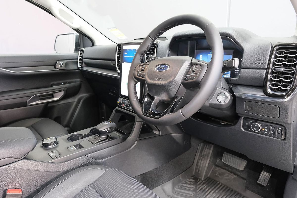 2025 Ford Everest Trend 2.0L