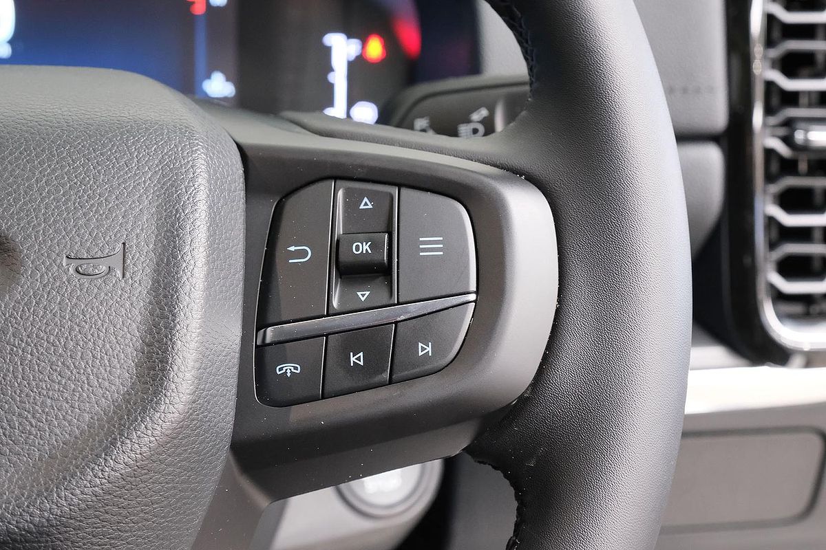 2025 Ford Everest Trend 2.0L