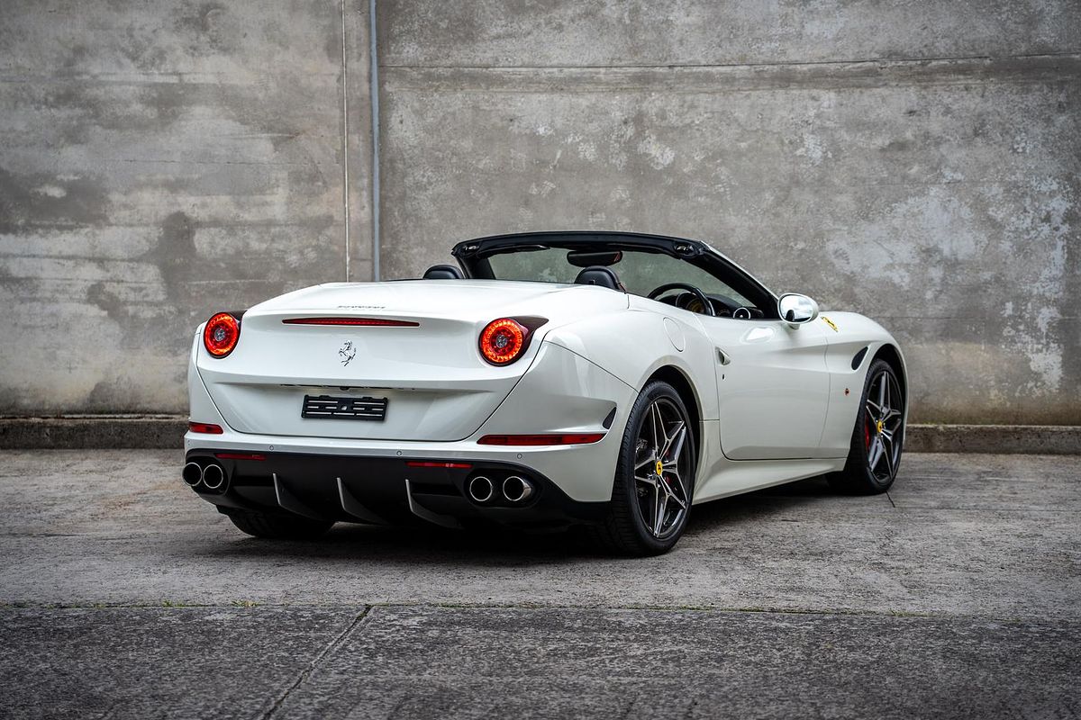 2015 Ferrari California T F149