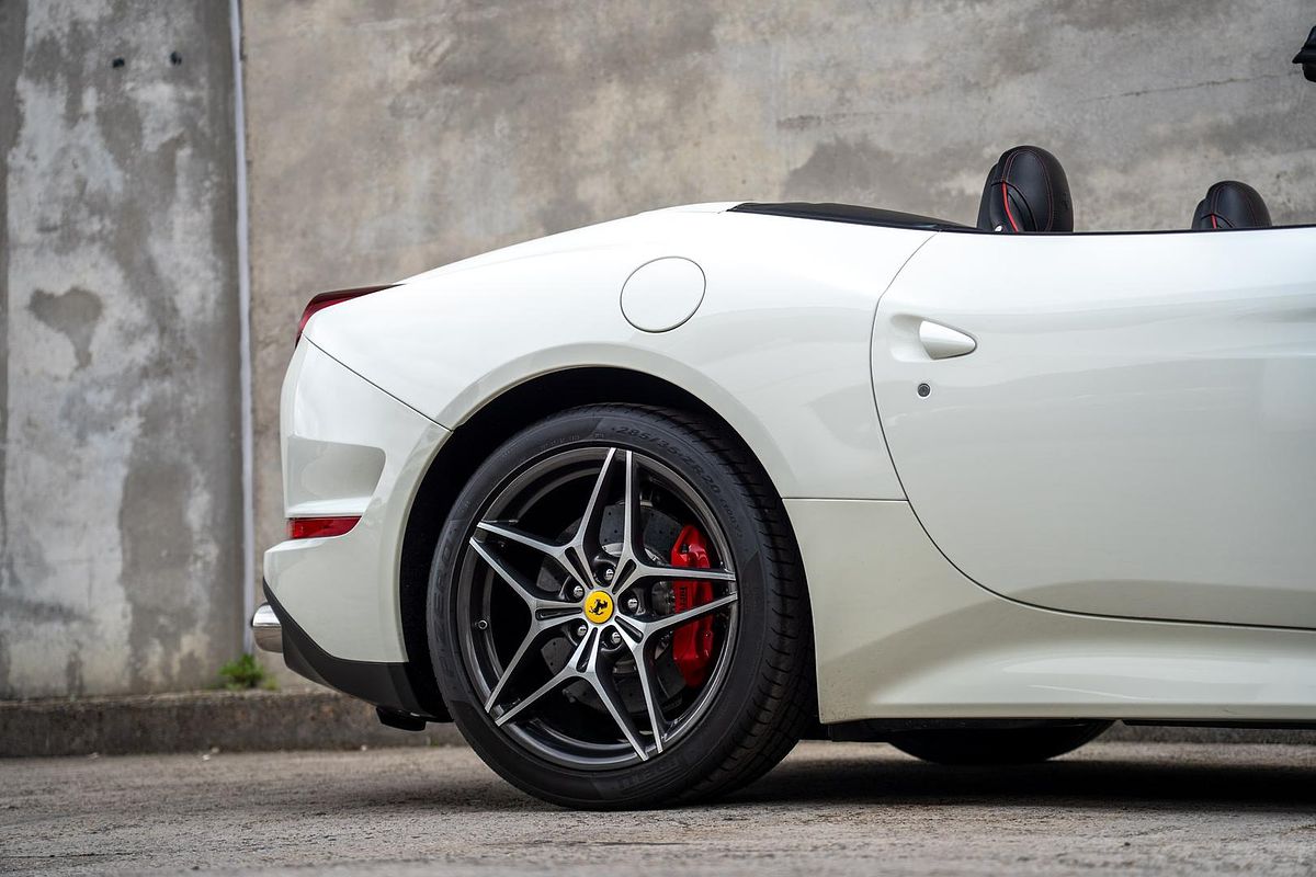 2015 Ferrari California T F149
