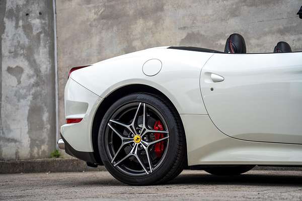2015 Ferrari California T F149