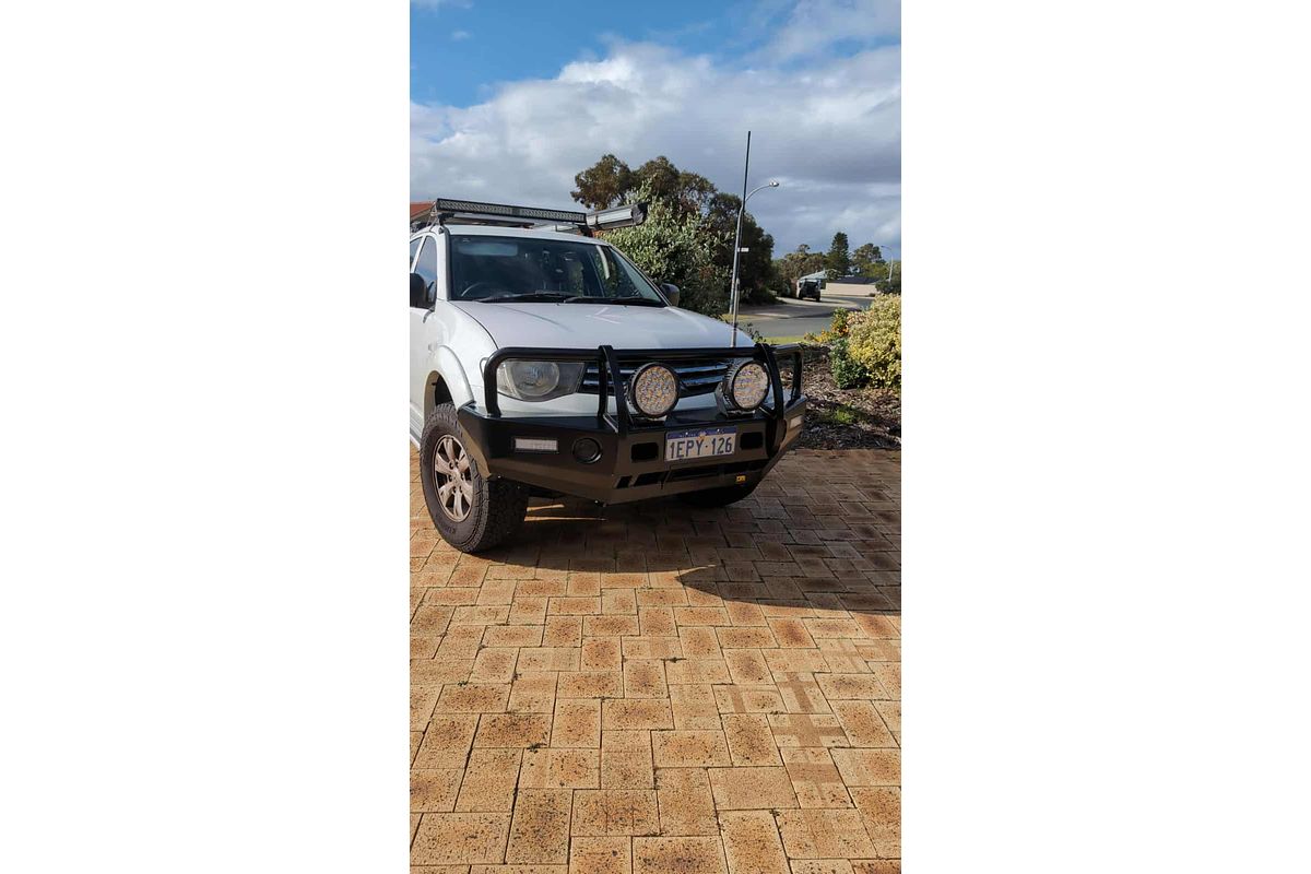 2014 Mitsubishi Triton GLX MN 4X4