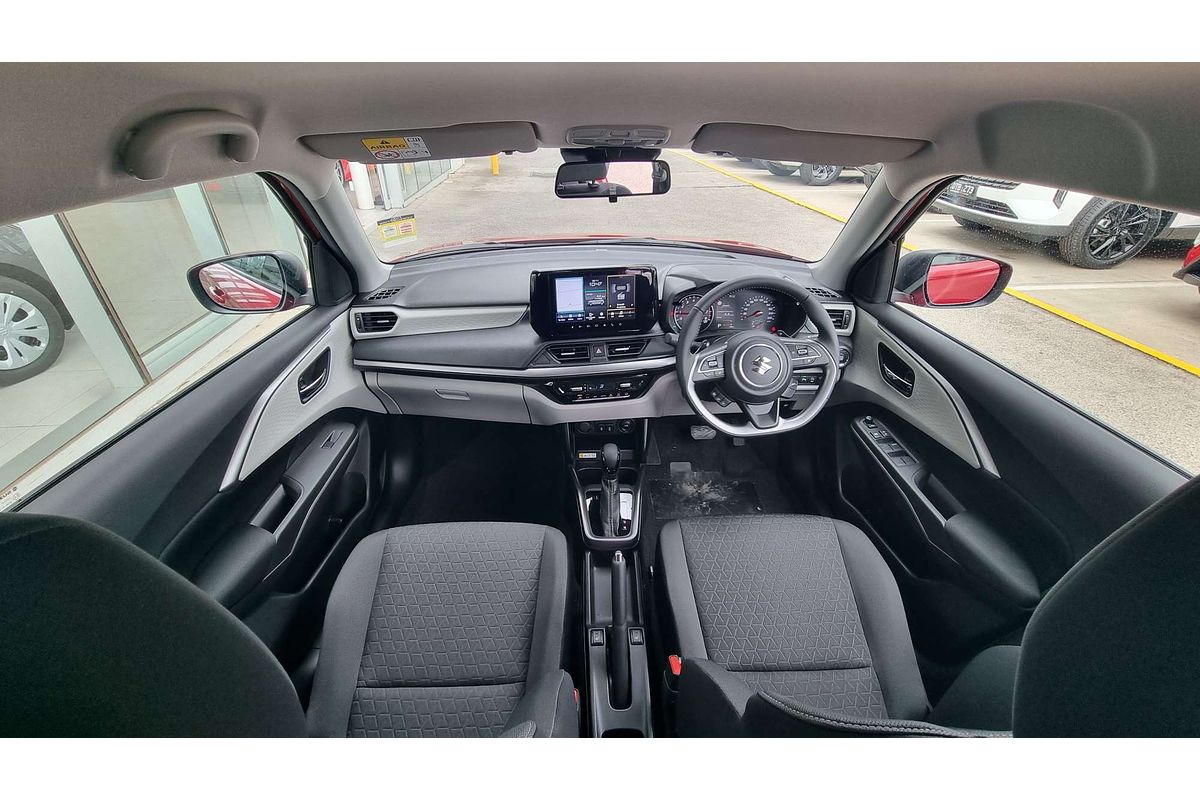 2025 Suzuki Swift Hybrid GLX UZ