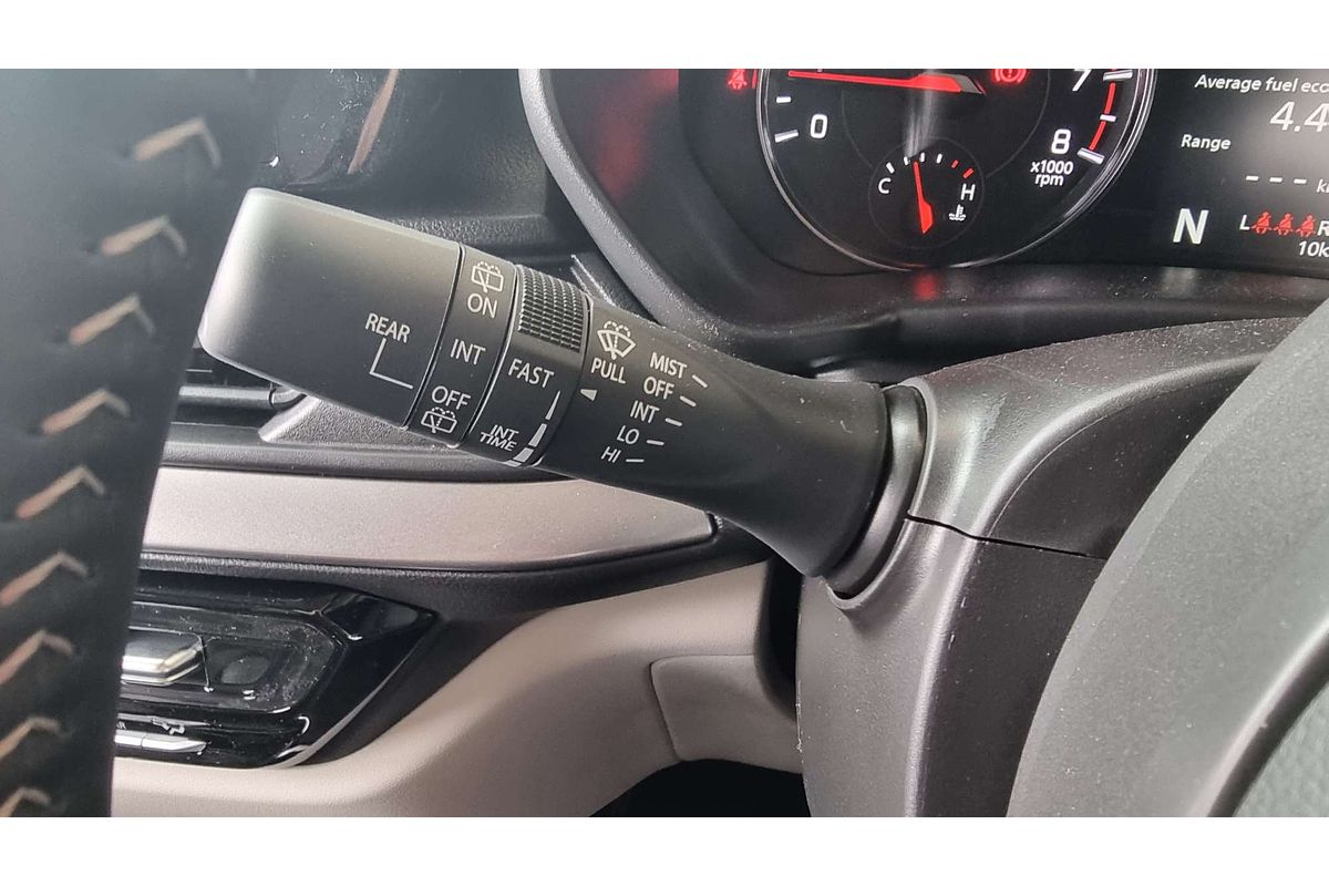 2025 Suzuki Swift Hybrid GLX UZ