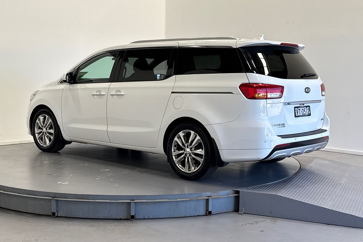 2015 Kia Carnival Platinum YP