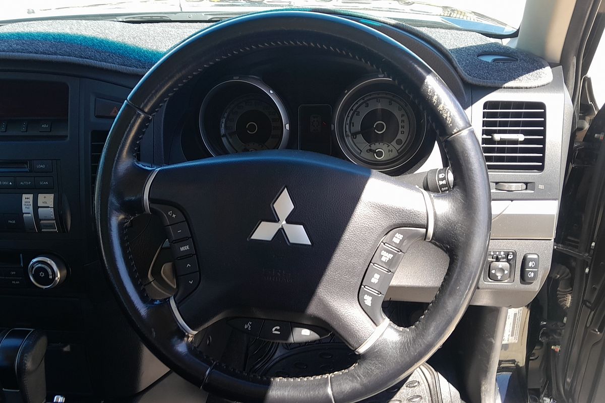 2012 Mitsubishi Pajero GLX-R NW