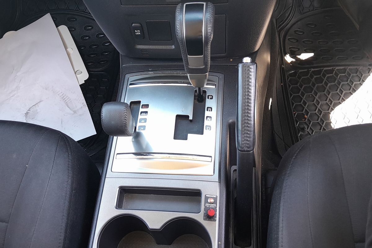 2012 Mitsubishi Pajero GLX-R NW