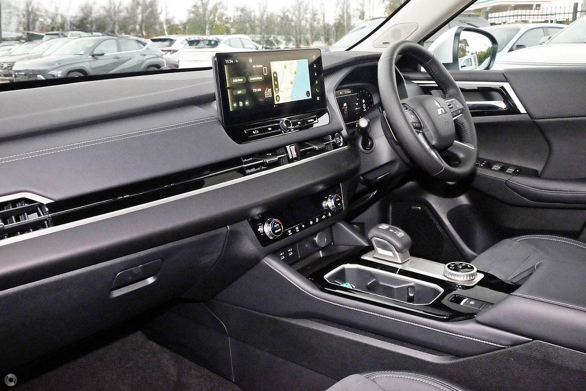 2025 Mitsubishi Outlander Aspire ZM