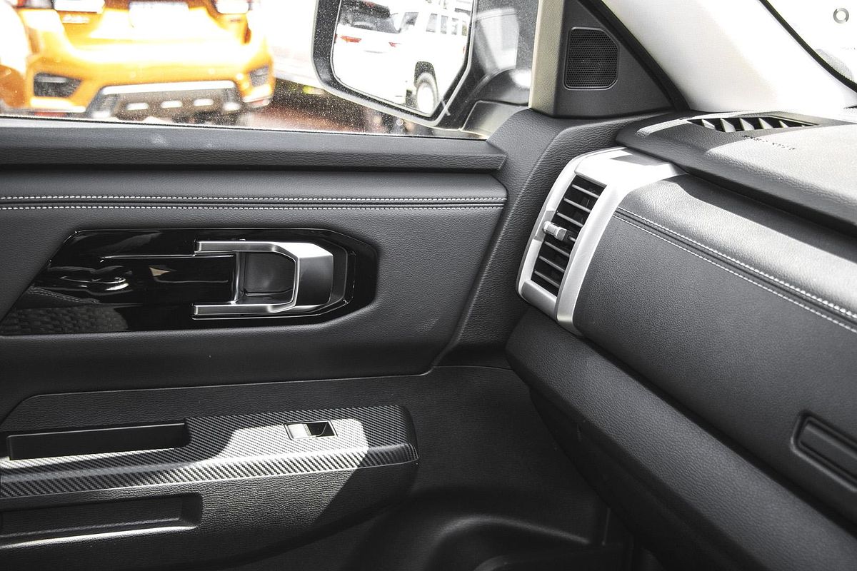 2025 Mitsubishi Triton GLS MV 4X4