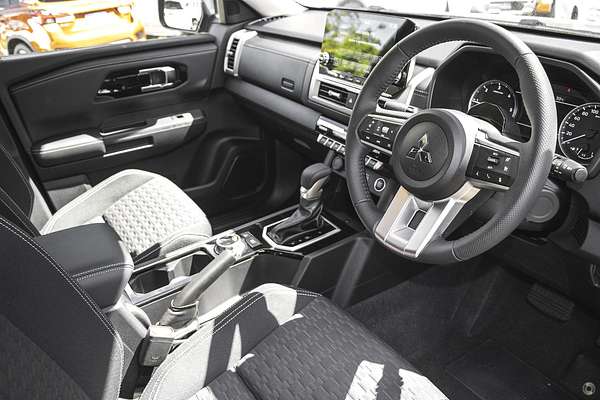 2025 Mitsubishi Triton GLS MV 4X4