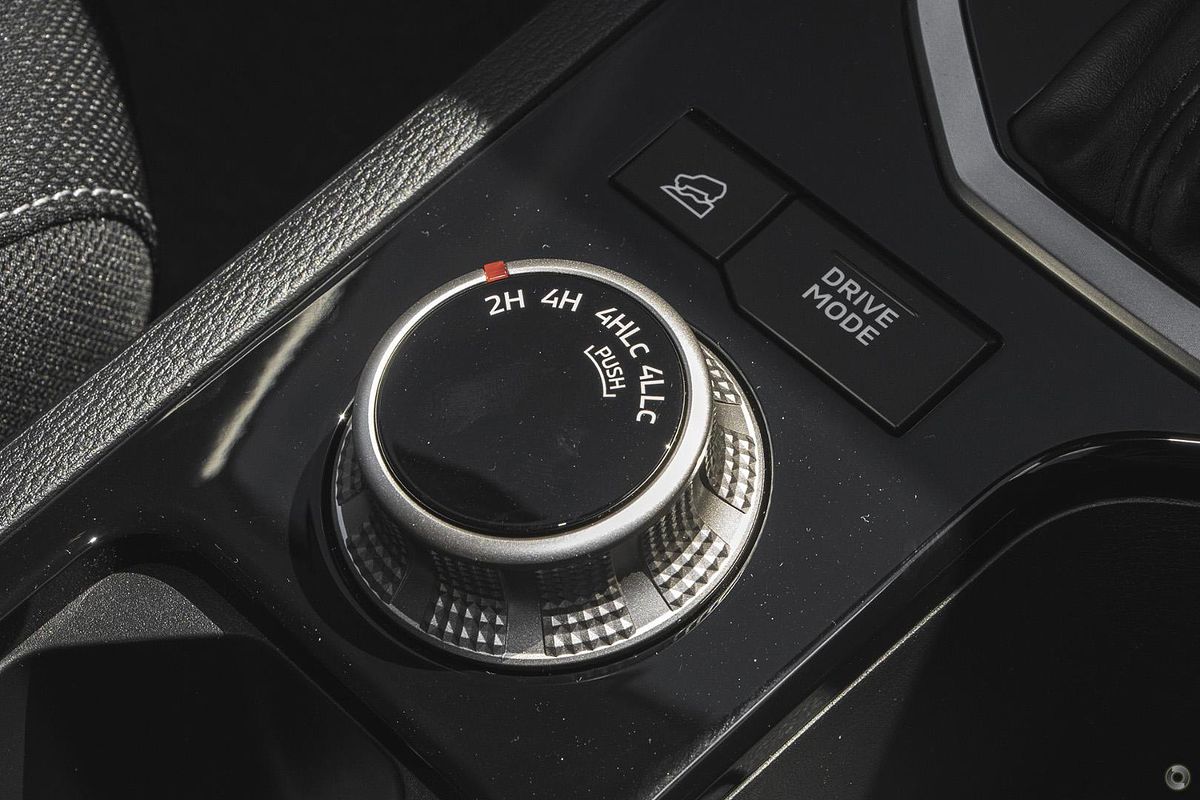 2025 Mitsubishi Triton GLS MV 4X4