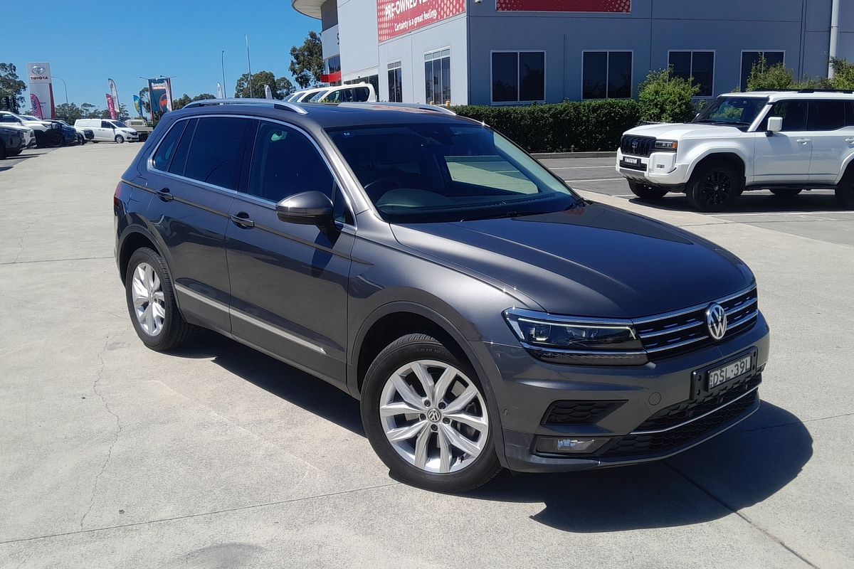 2017 Volkswagen Tiguan 140 TDI HIGHLINE 5NA