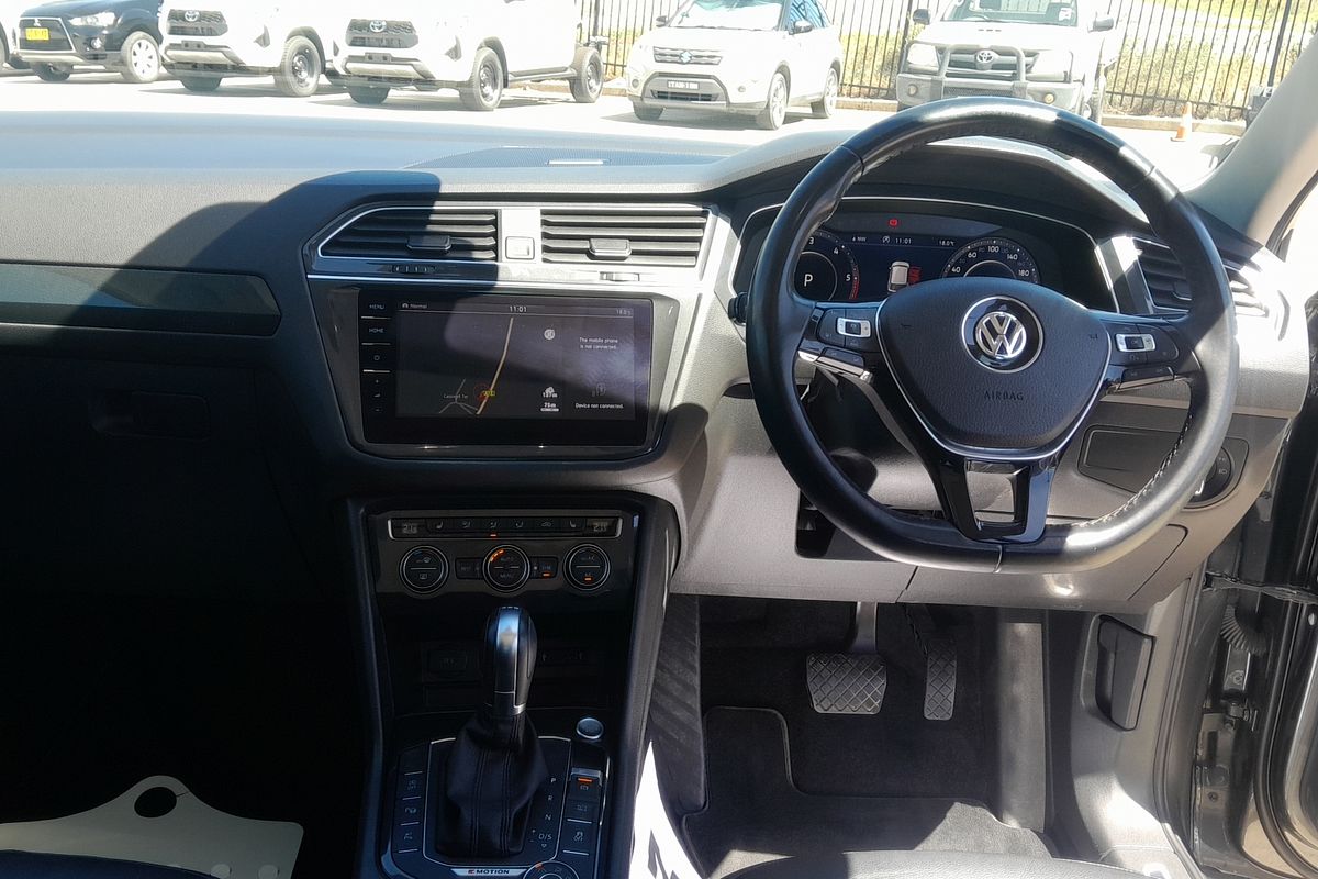 2017 Volkswagen Tiguan 140 TDI HIGHLINE 5NA