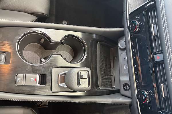 2025 Nissan X-TRAIL ST-L T33