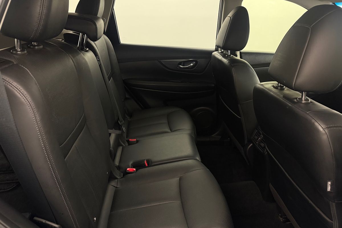 2021 Nissan X-TRAIL ST-L T32