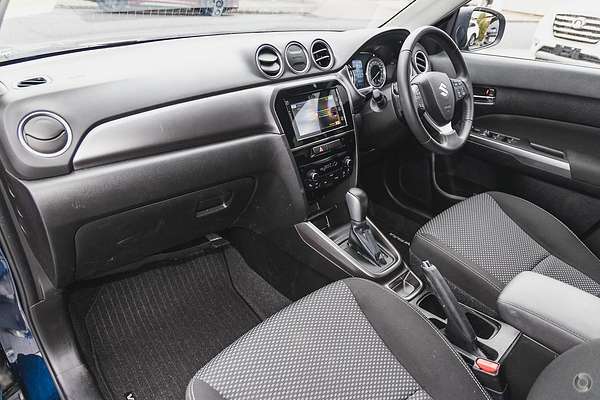 2023 Suzuki Vitara Limited Edition LY Series II