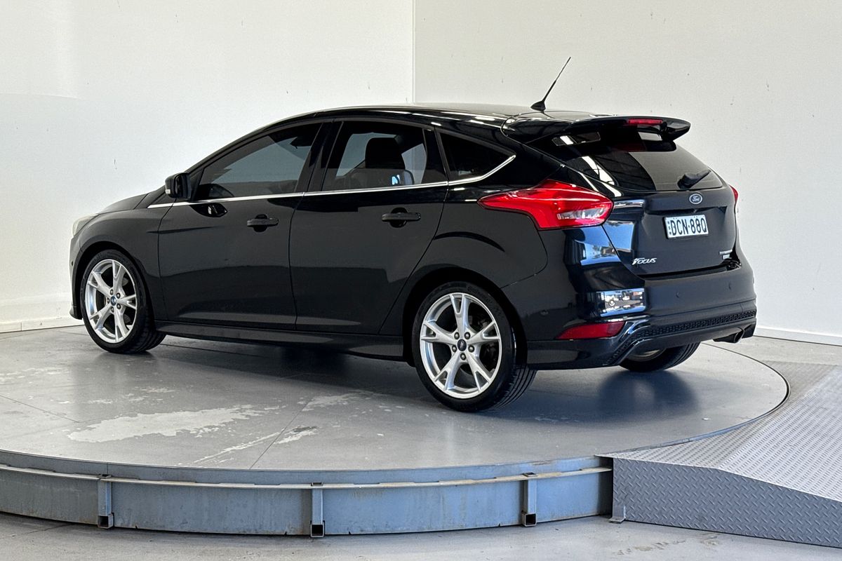 2016 Ford Focus TITANIUM LZ