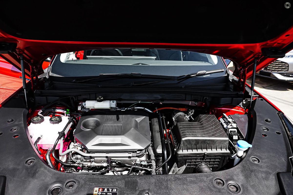 2025 MG HS Super Hybrid Essence AS33P