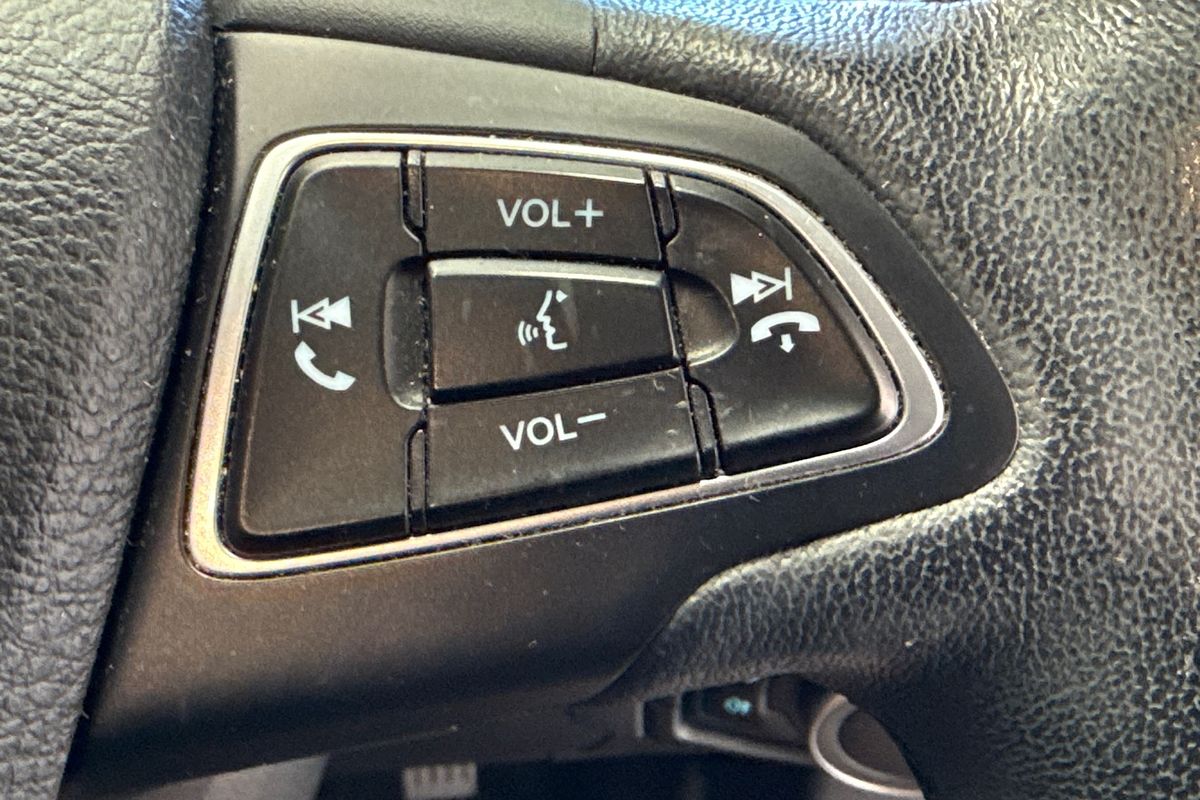 2016 Ford Focus TITANIUM LZ