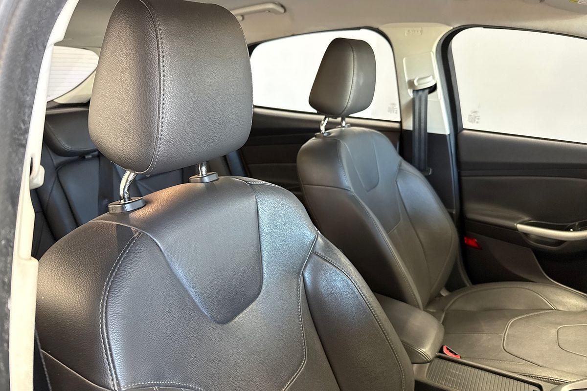 2016 Ford Focus TITANIUM LZ