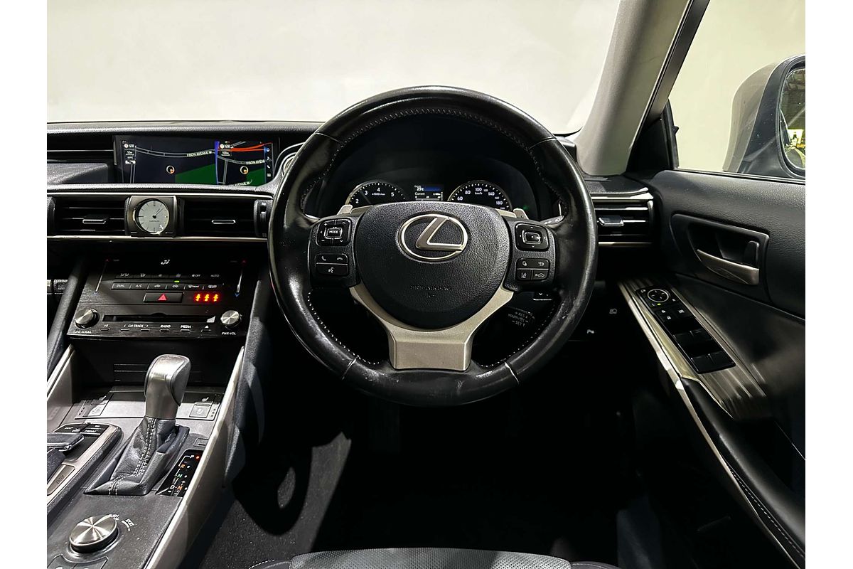 2018 Lexus IS IS300 Luxury ASE30R