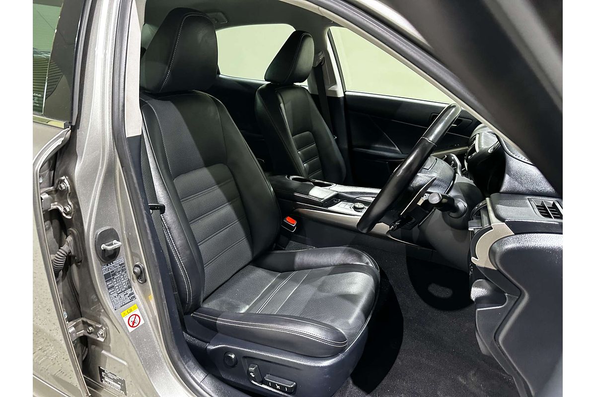 2018 Lexus IS IS300 Luxury ASE30R