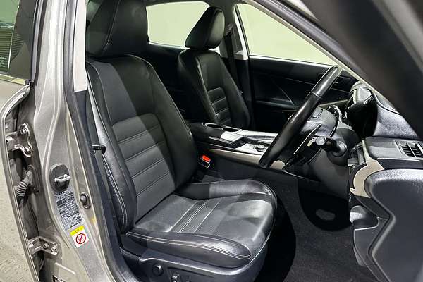 2018 Lexus IS IS300 Luxury ASE30R