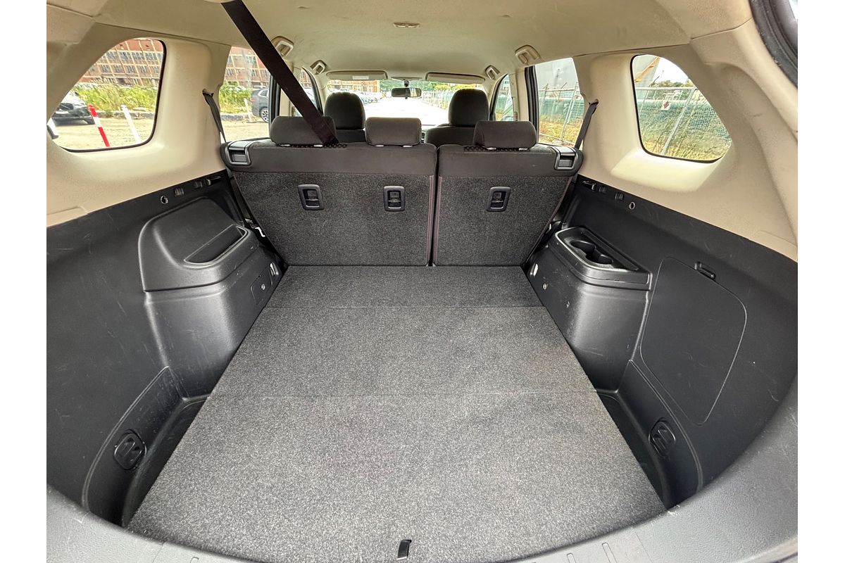 2013 Mitsubishi Outlander ES ZJ