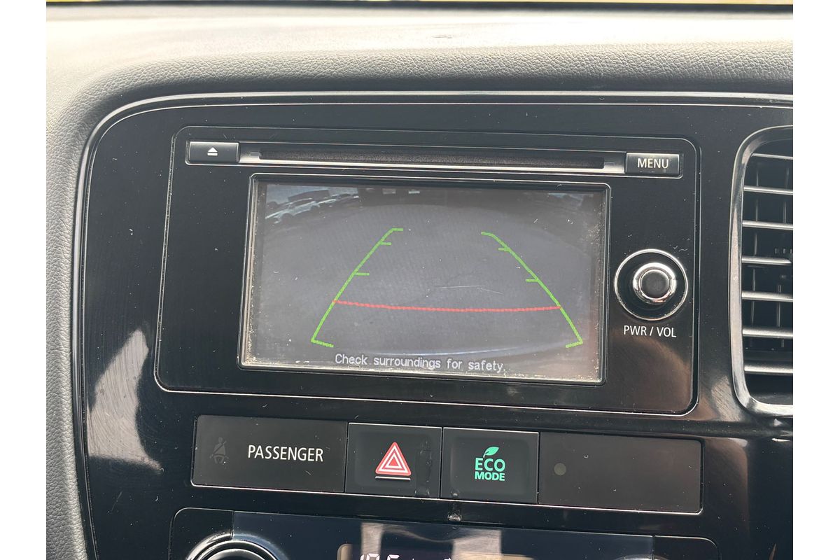 2013 Mitsubishi Outlander ES ZJ