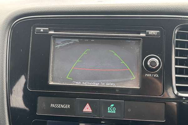 2013 Mitsubishi Outlander ES ZJ