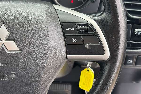 2013 Mitsubishi Outlander ES ZJ