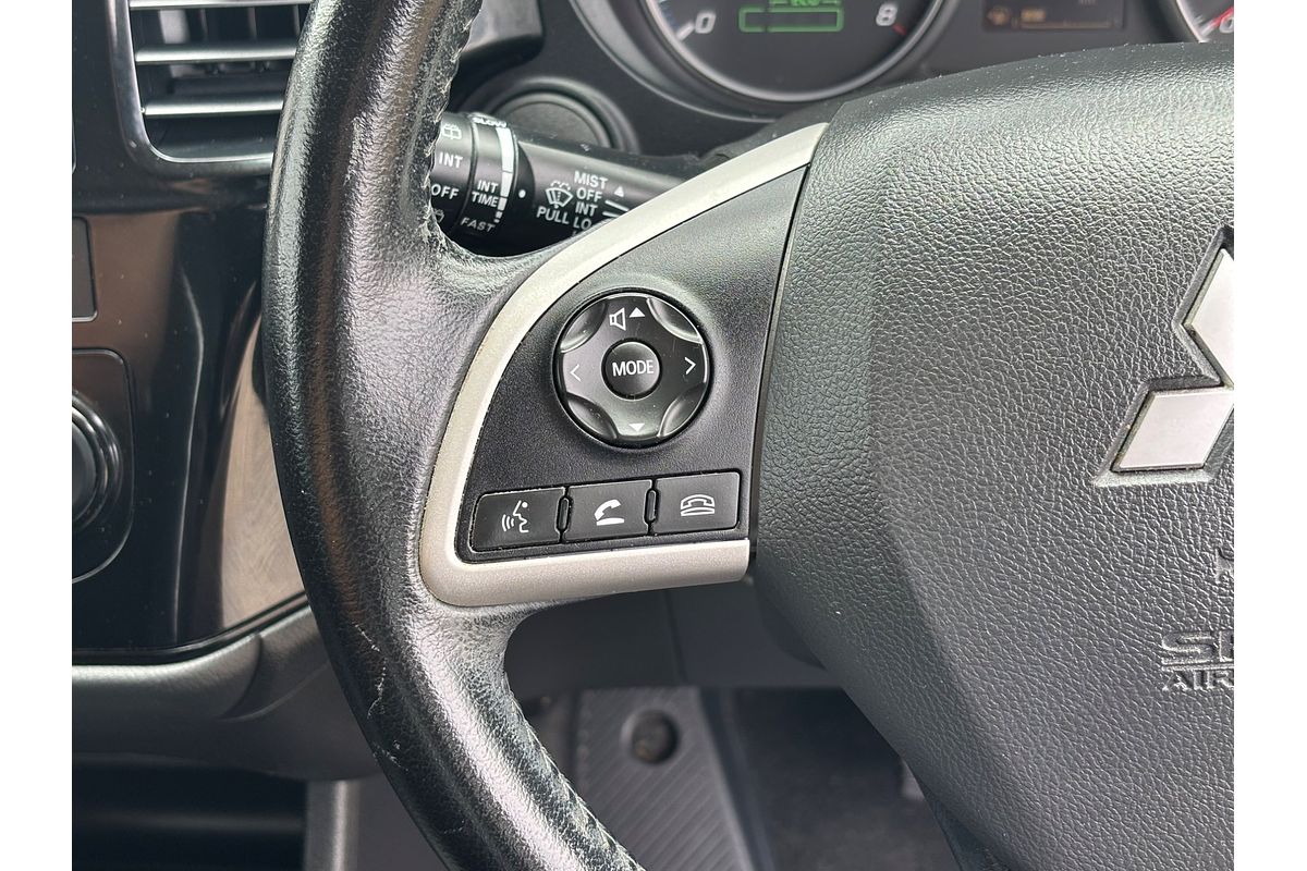 2013 Mitsubishi Outlander ES ZJ